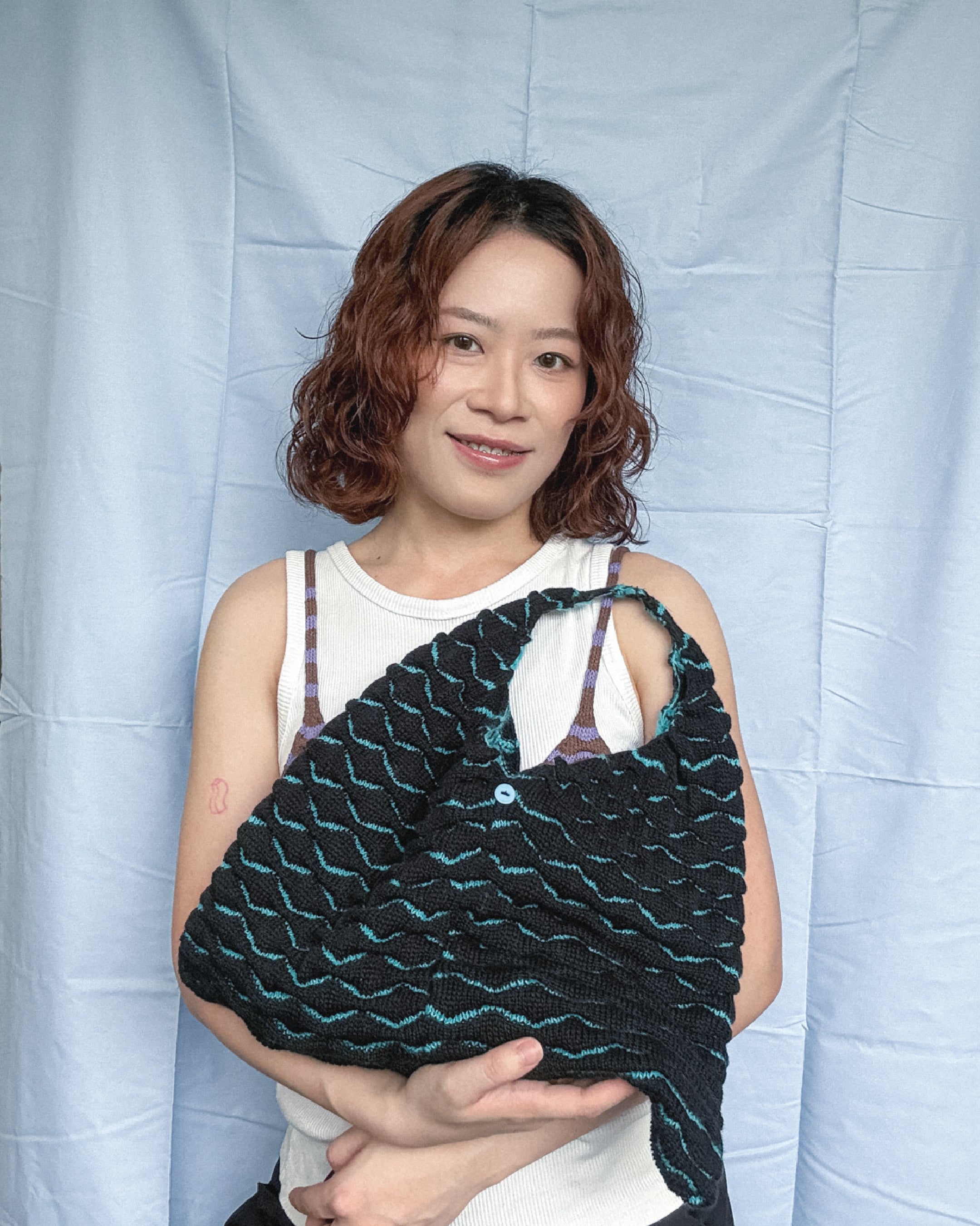 textured knit shoulder bag, handmade knit, everyday carry