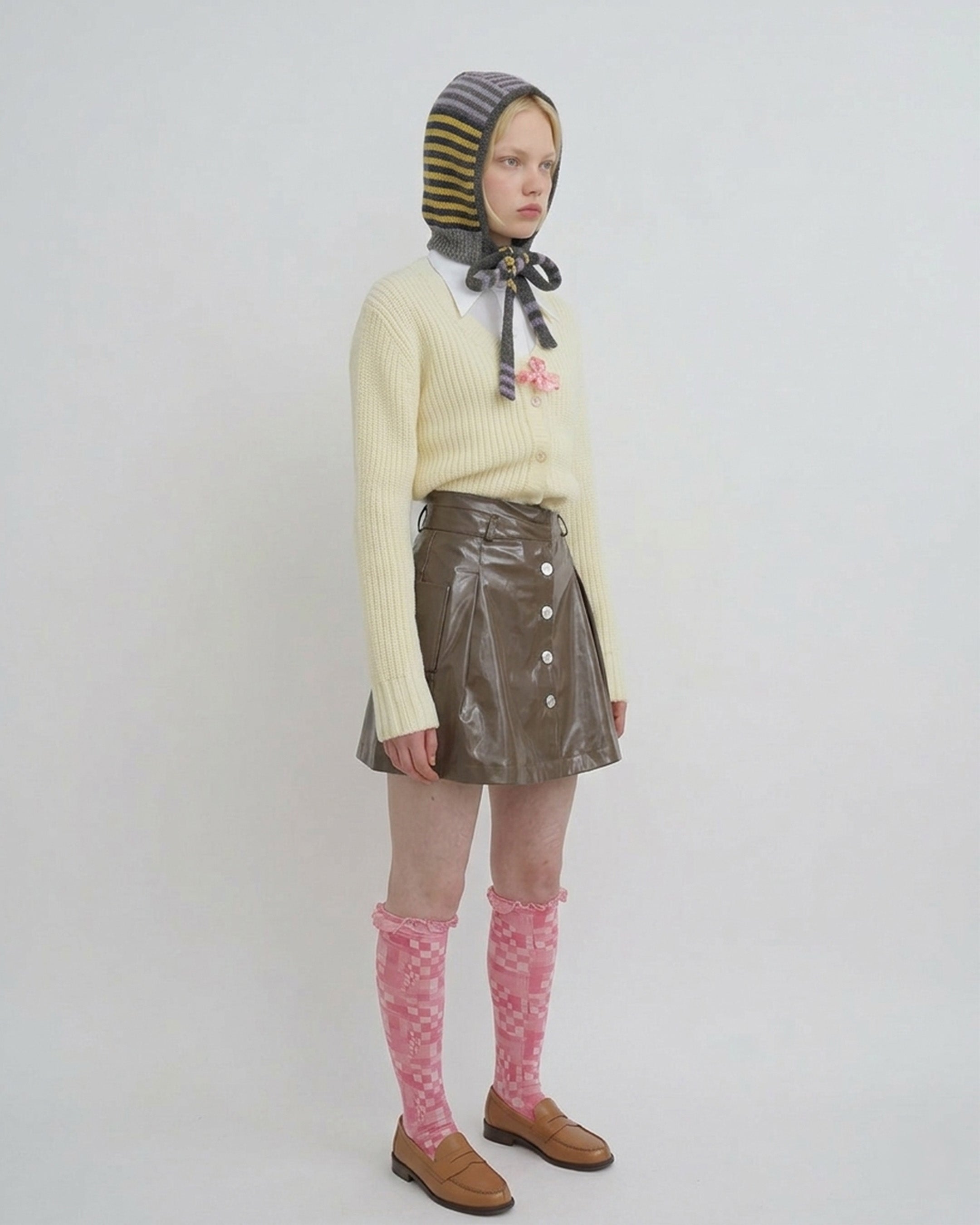 handmade bee pattern bonnet wool mohair