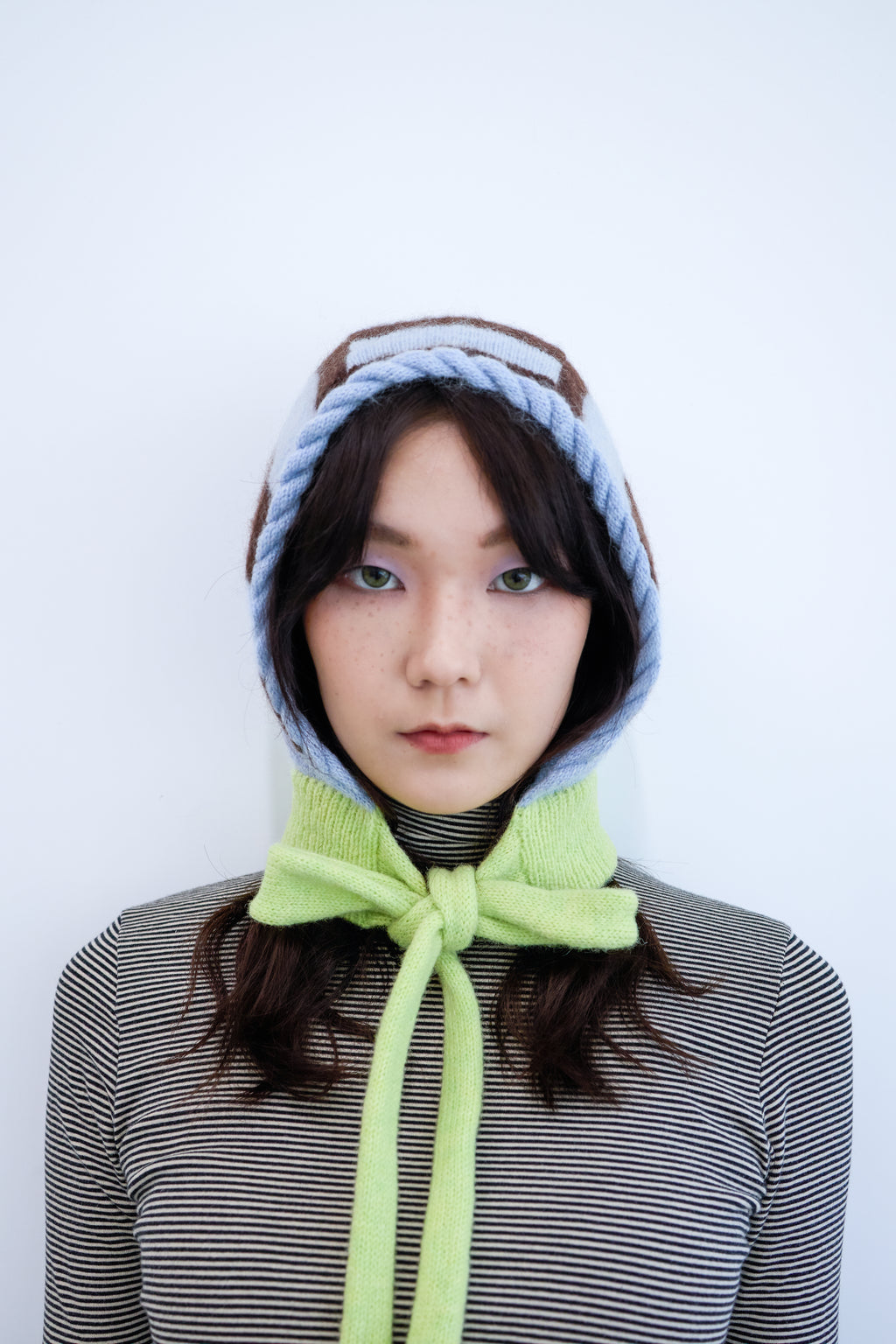 Creamy Bonnet-Lime green